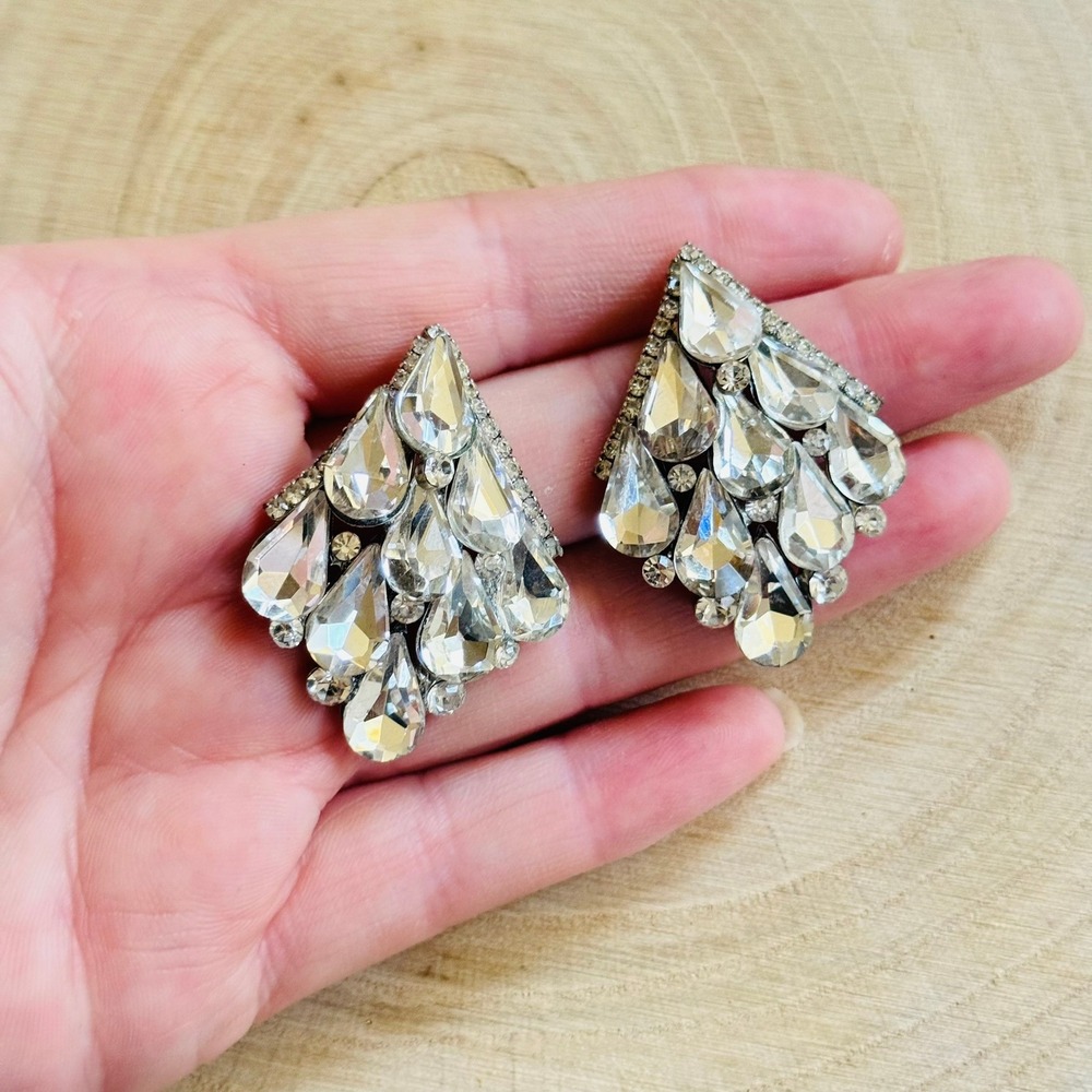 VTG Waterfall chunky earrings Austrian crystal Rhinestone Jeweled Pierced 90s